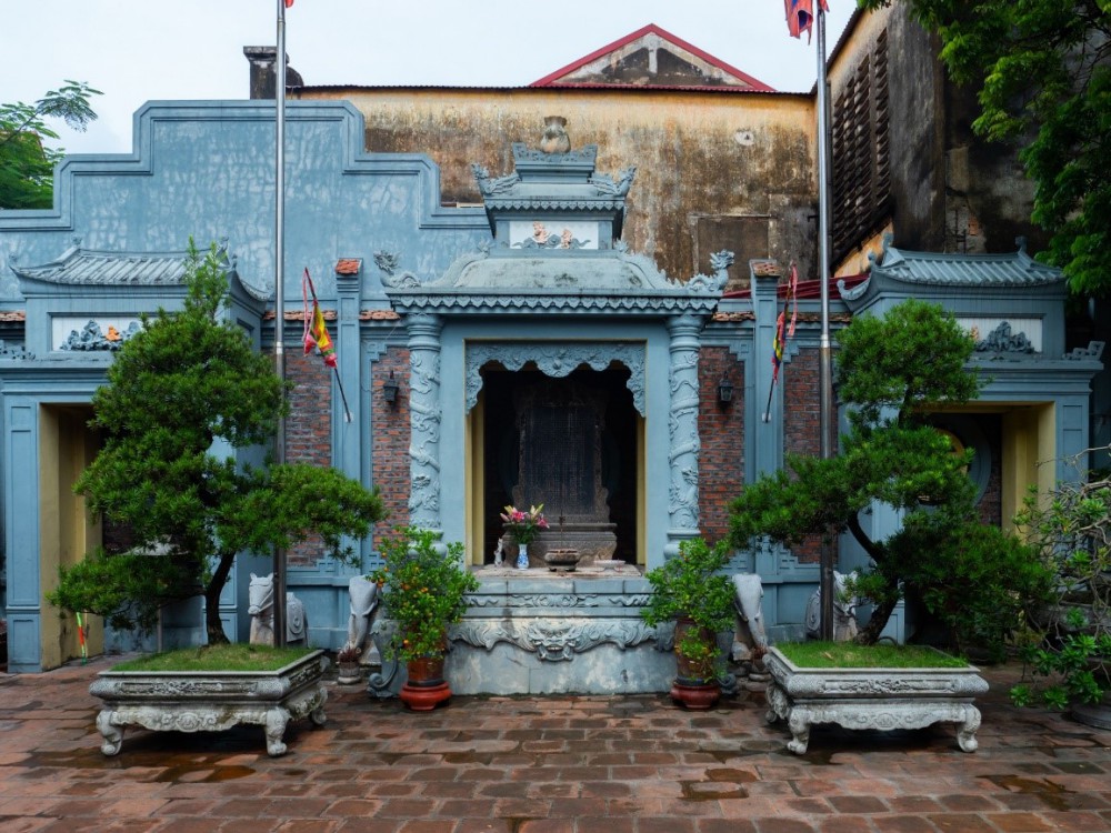 Di tích đền Nghè