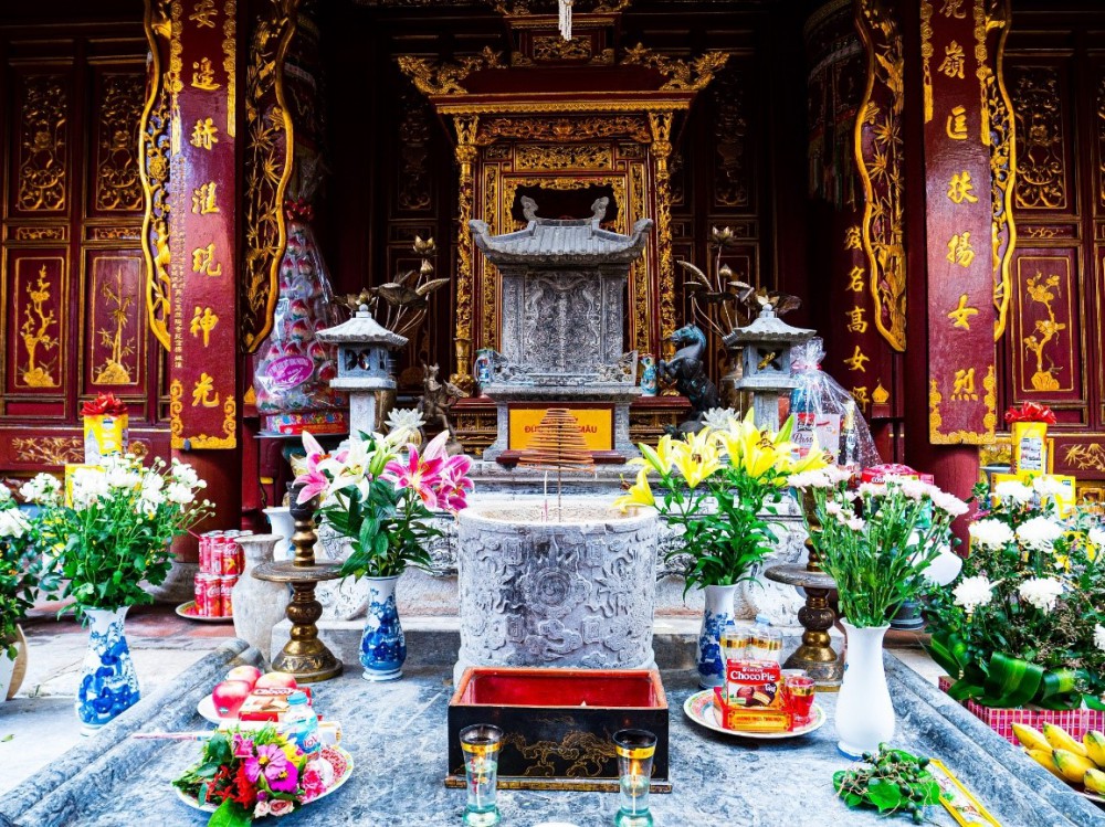 Di tích đền Nghè