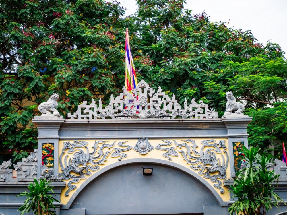 Di tích đền Nghè